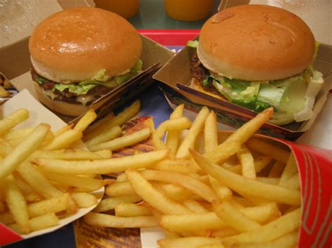 File:Quick Burger hamburgers and fries.jpg - Wikimedia Commons