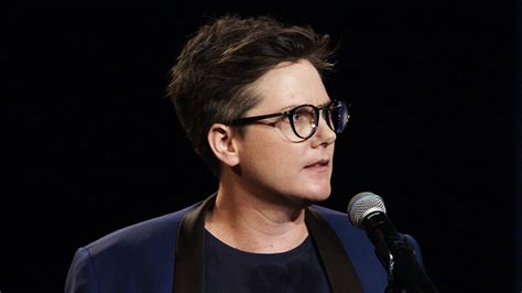 “Nanette,” Reviewed: Hannah Gadsby’s Netflix Standup Special Forces ...