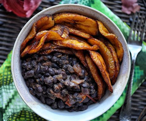 Sweet plantain and black bean bowl – AFROVITALITYEATS | Recipe ...