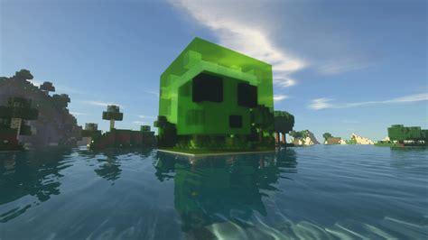 My realm's Slime statue. Inspired by u/alirezamahdav1 : r/Minecraft