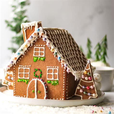 Vegan Gingerbread House - Project Vegan Baking