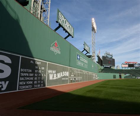 Ballpark Quirks: How Fenway Park's iconic Green Monster was born ...