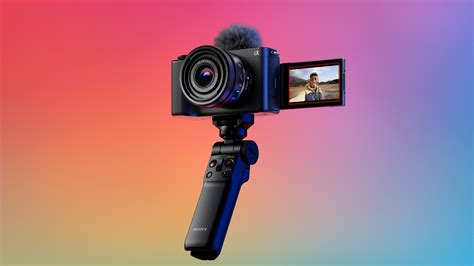 Sony ZV-E1 full-frame vlog camera goes all-out for the…