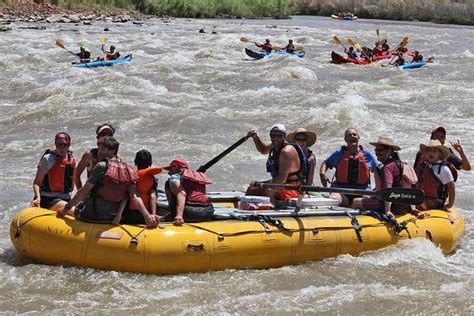 Colorado River Fisher Towers Rafting Full-Day Tour from Moab 2024