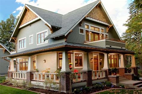 Modern or contemporary Craftsman House Plans - The Architecture Designs