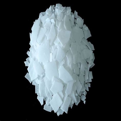 White Polyethylene Wax Flakes, 110 Degree Celsius at Rs 100/kg in Ahmedabad