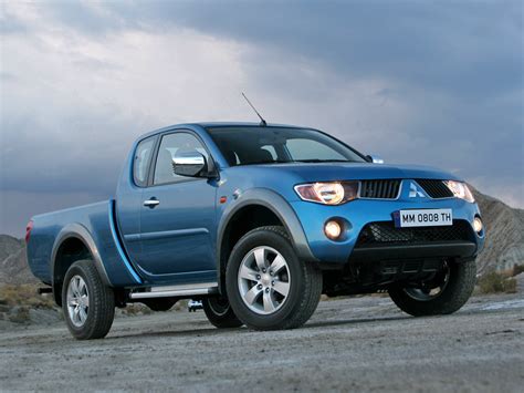 Mitsubishi L200 - Galerie foto masini si concepte - Masini.ro - Poza