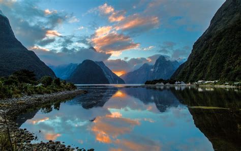 Milford Sound, New Zealand: Traces of The Sea in The Green Valley of ...