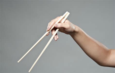 Mistakes Foreign Tourists Usually Make- Vietnamese Chopstick Etiquette ...