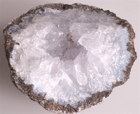 Natural Quartz Crystal Geode by GetStones on Etsy