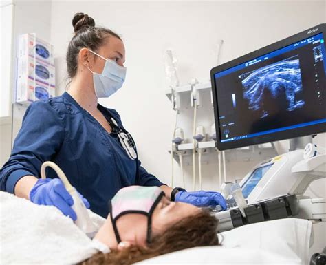 Female Ultrasound scan services in Glasgow | Riz Ultrasound