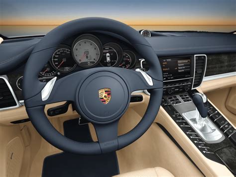 Porsche Panamera Interior Officially Revealed - autoevolution