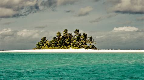 These are the world’s most isolated and remote islands | escape.com.au