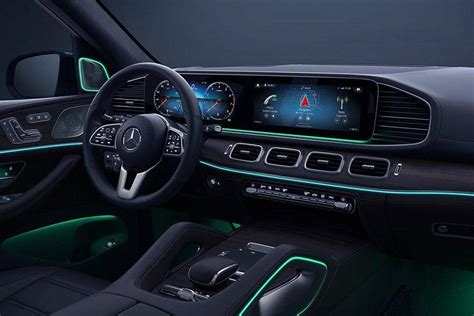 Mercedes Benz GLE-Class 2024 Images - View complete Interior-Exterior ...