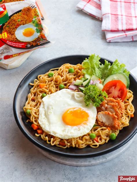 Indomie Goreng Seperti di Kemasan Mantap - Resep | ResepKoki