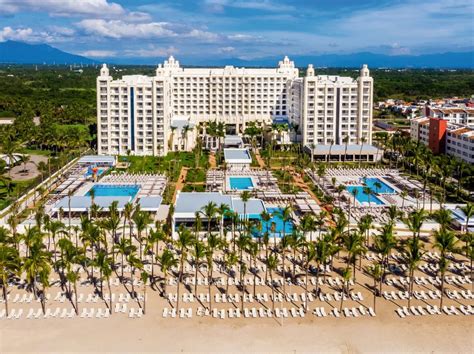 Riu Vallarta re-opens with new features, refurbished facilities and ...