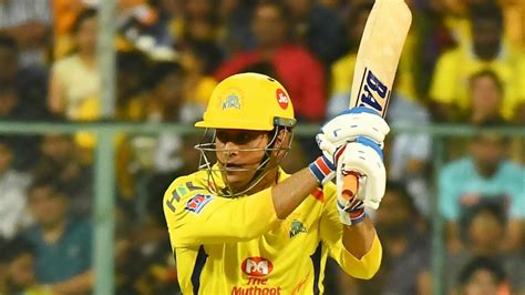 MS Dhoni in Yellow CSK Jersey Images & HD Wallpapers For Free Download ...