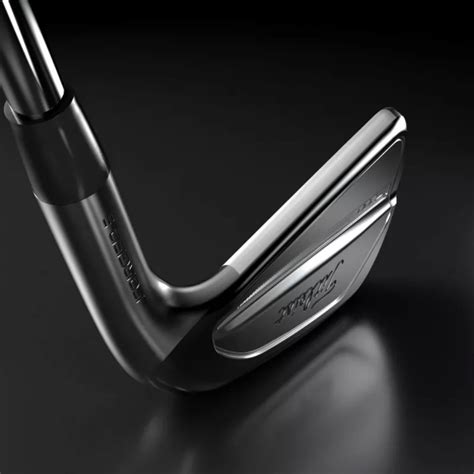 T-Series T200 | The Player’s Distance Iron | Titleist