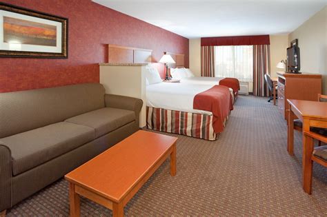 Holiday Inn Express Hotel & Suites Loveland in Loveland (CO) - Room ...