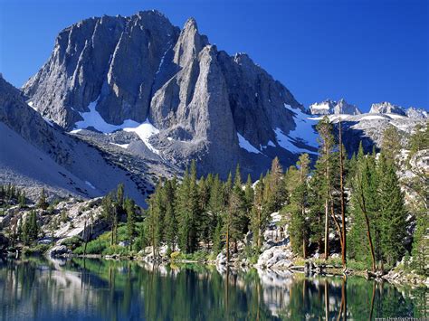 Desktop Wallpapers » Natural Backgrounds » First Lake, Sierra Nevada ...