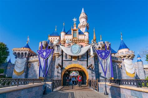 5 of the Most Magical Ways to Experience Disneyland California This ...