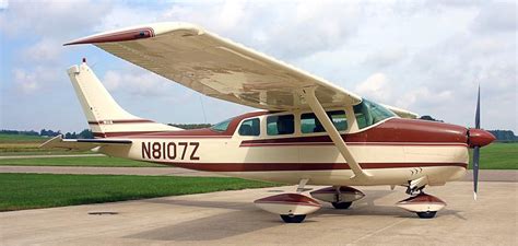 Cessna Flyer Association - Family Trucksters: Cessna 205, 206 and 207