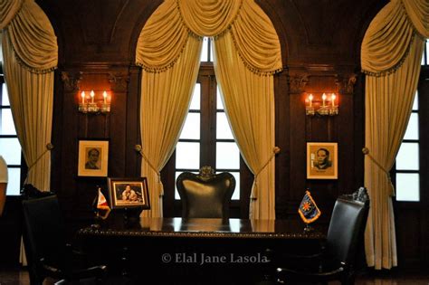 Batang Lakwatsero: Inside the Malacañan Palace