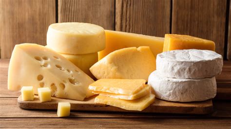 Wisconsin cheese markets respond to reduced COVID-19 restrictions - Mid ...