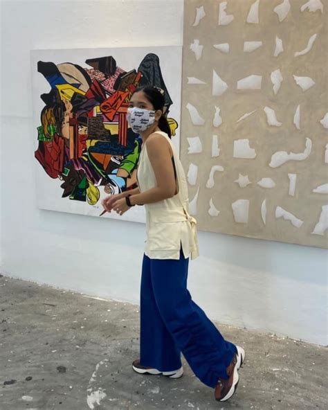 Who Is Isabel Santos? 10 Things to Know About the Filipina Artist ...