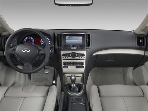 2008 Infiniti G35xS - Infiniti Luxury Sedan Review - Automobile Magazine