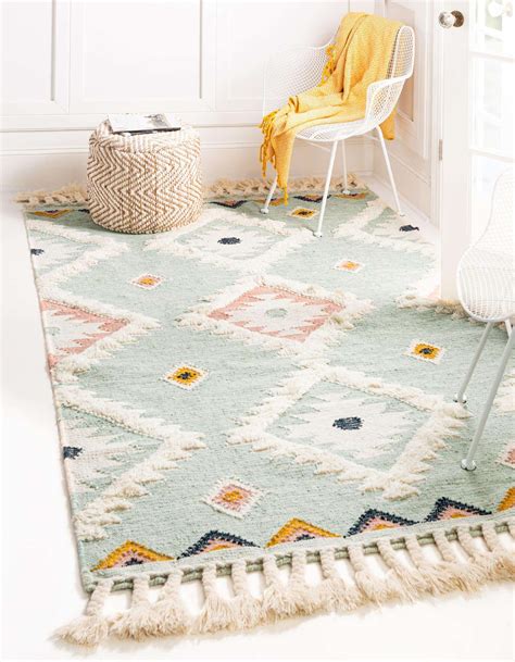 Light Aqua 5' 1 x 8' Hand Woven Arizona Wool Rug in 2024 | Aqua area ...