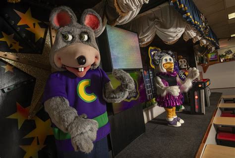 The last Chuck E. Cheese animatronic band in the world - Los Angeles Times