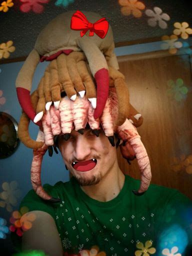 Headcrab Hats! | Cosplay Amino