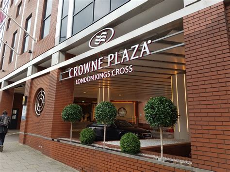 Crowne Plaza hotel Kings Cross, London - Caveman Reviews