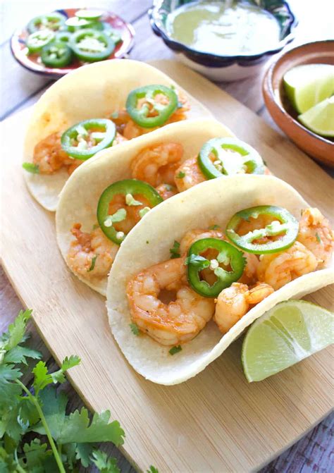 Tacos de Camaron (Shrimp Tacos) - Mamá Maggie's Kitchen