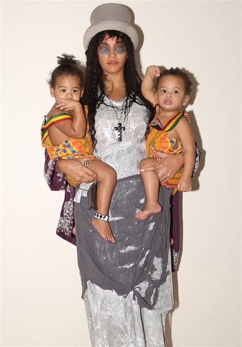 Beyonce Shares Rare Glimpse of Her Twins Sir and Rumi in Never-Before ...