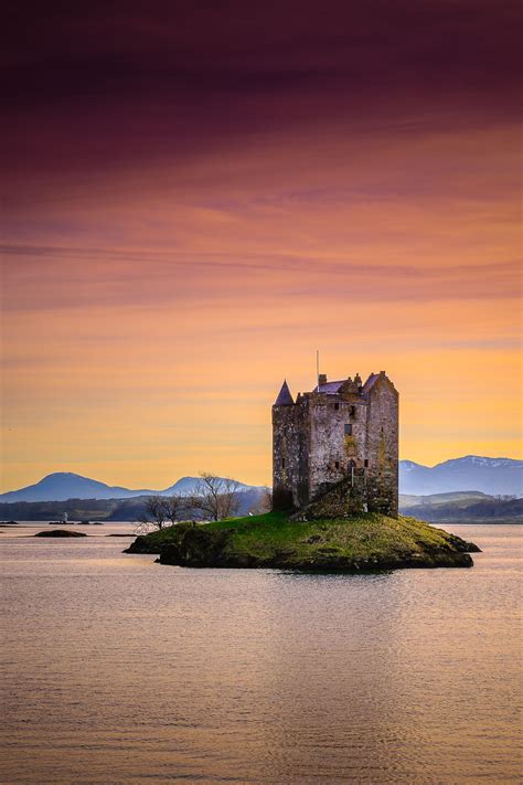 Castle Stalker Sunset | Castle, Scotland landscape, Scotland castles