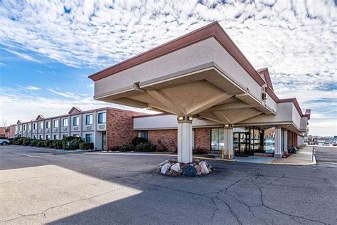 QUALITY INN & SUITES - Updated 2024 Prices & Hotel Reviews (Albert Lea, MN)