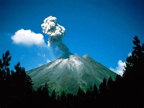 Nevado del Ruiz Volcanic Eruption of 1985: Photo Gallery