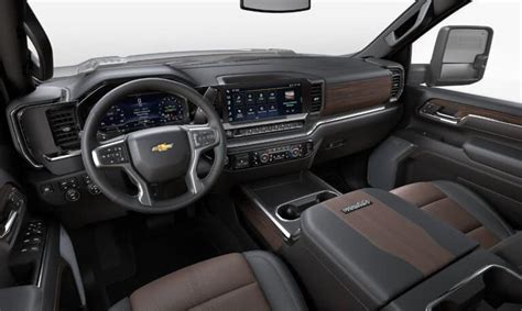 2024 Chevy Silverado 2500 HD Interior Features | Cargo Space & Colors