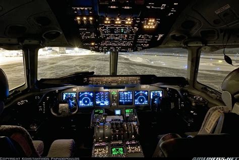 MD-11 Cockpit : r/aviation