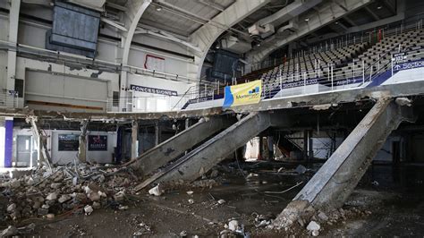 Demolition of Welsh-Ryan Arena makes space for new facility - Chicago ...