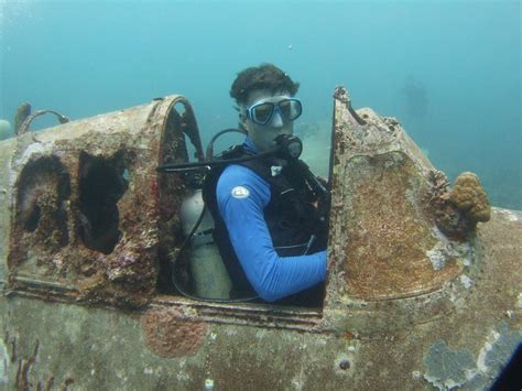 Diving the Wreck of a Hellcat Plane in the Solomon Islands. I could ...