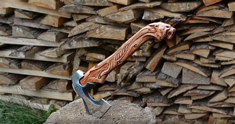 Unique Carved Axe Handles :http://wwideas.com/2016/12/unique-carved-axe ...