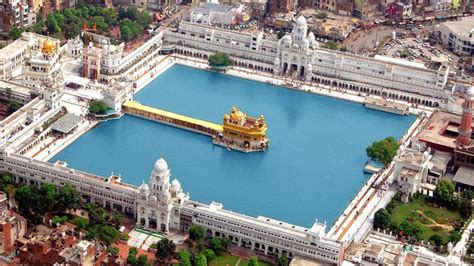 The Golden Temple (Harmandir Sahib) in Amritsar, Punjab, India photo on ...