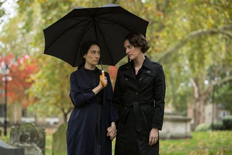 Fleabag Season 2 Review: A Smart, Sexy, Deeply Emotional Return | Collider