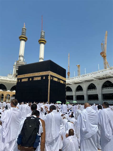 Prayers in Mecca · Free Stock Photo