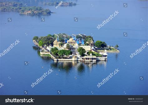 Floating palace Images, Stock Photos & Vectors | Shutterstock