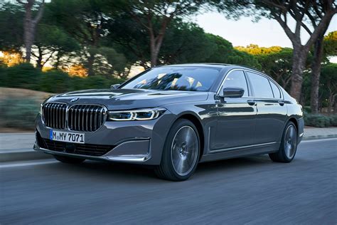 New BMW 7 Series facelift 2019 review | Auto Express