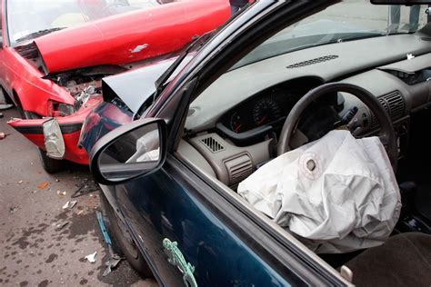 4 Most Common Airbag Injuries - Chiropractor Conyers AICA